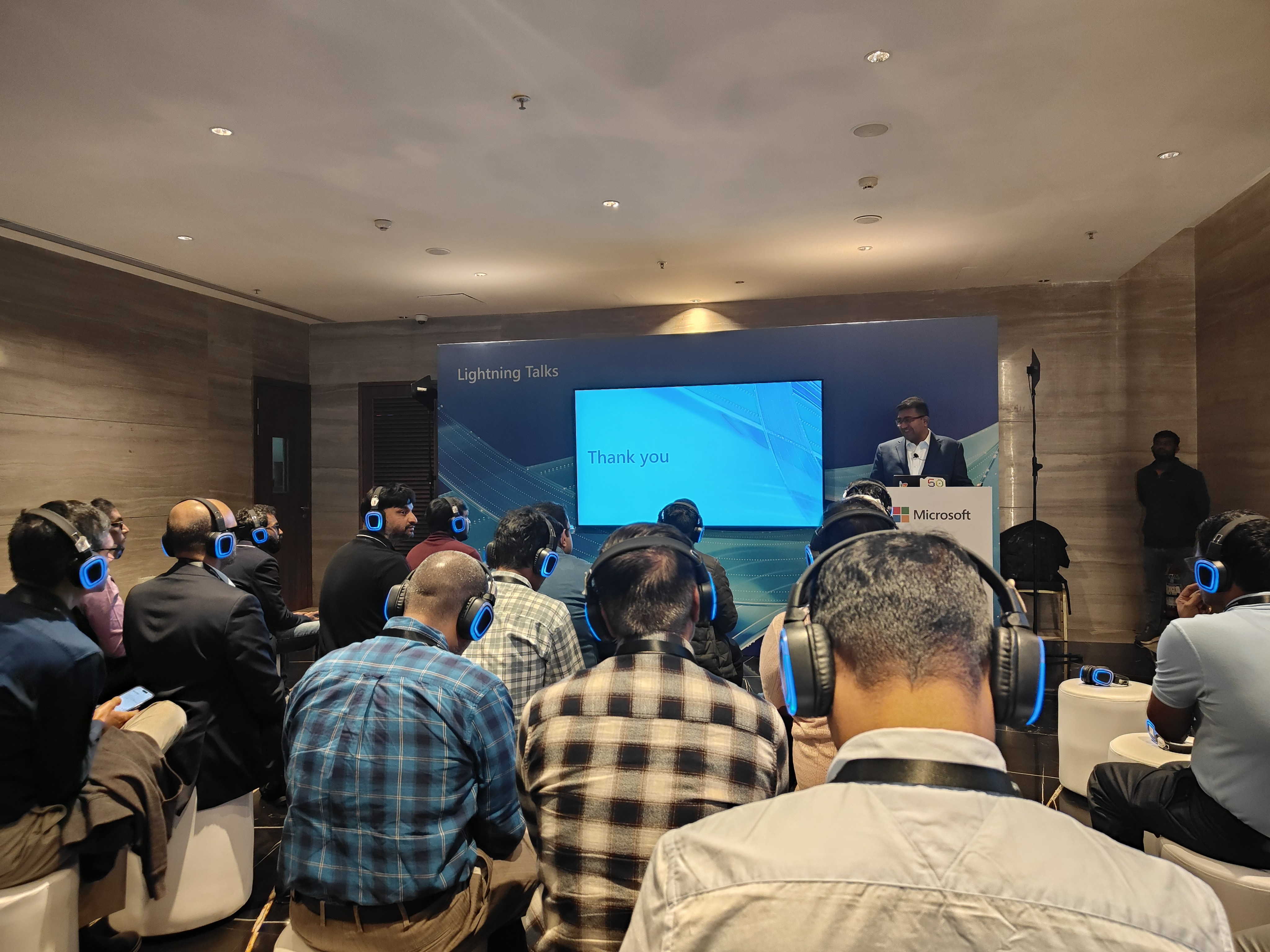 Crowd and networking — Microsoft AI Tour